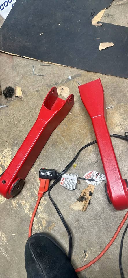 Hotchiks rear lower control arms for Chevy and others