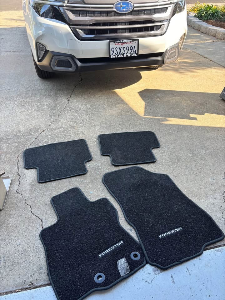 Car floor mats for a Forrester 2025