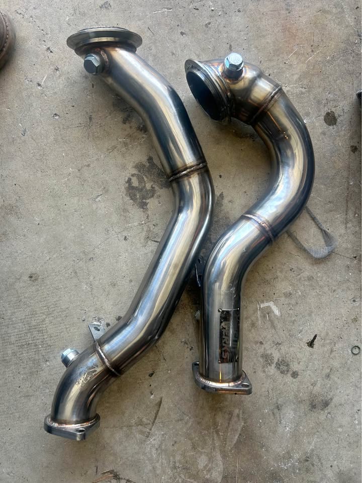 BMW 335i Downpipes
