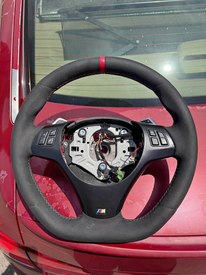 BMW 335i e90 e92 M performance steering wheel