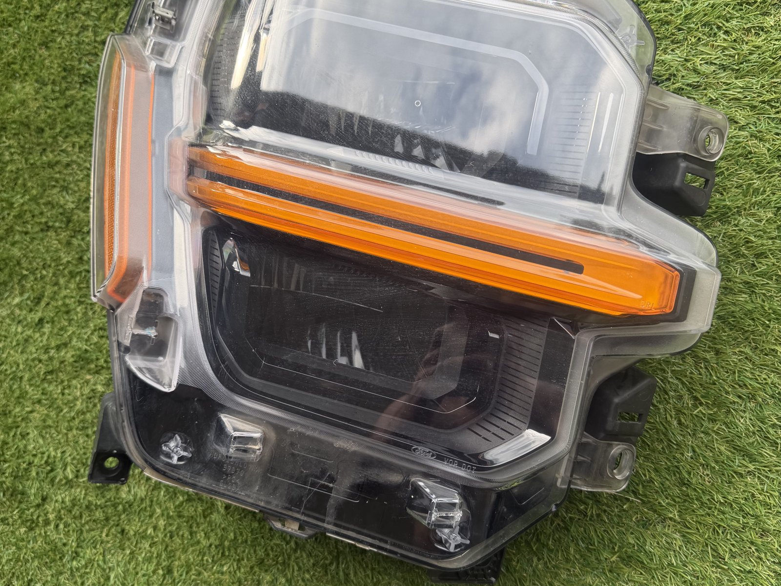 2024-2026 FORD F150 LED HEADLIGHT DRIVER SIDE