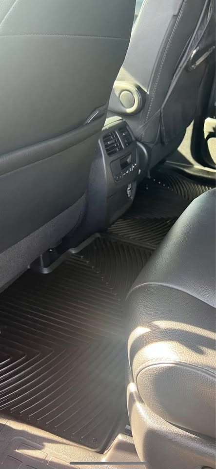 WeatherTech 2021 Honda Pilot floor mats