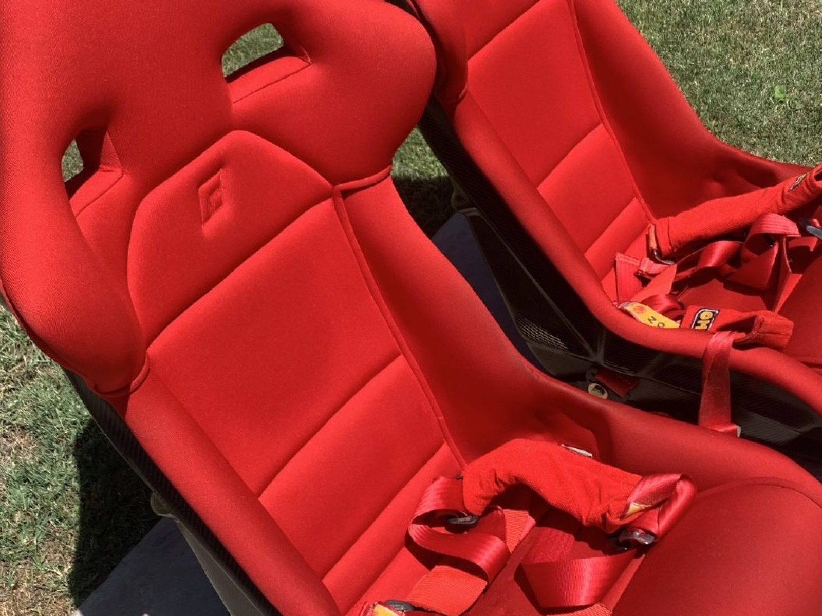 Ferrari F40 Seats with Harness