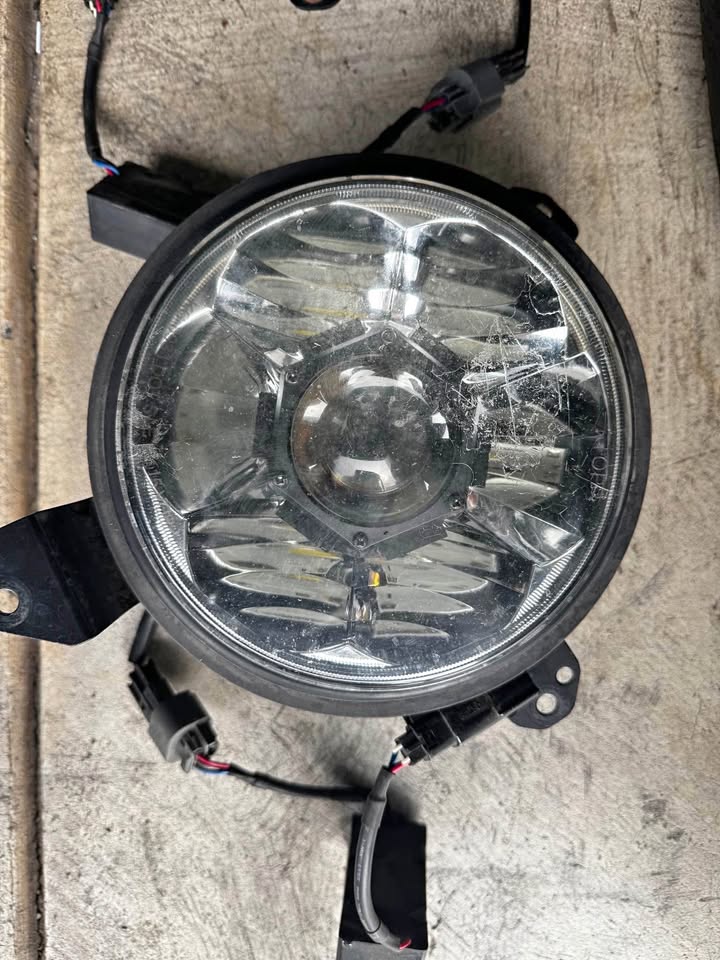 2019-2023 JEEP JLU/JT KC headlights