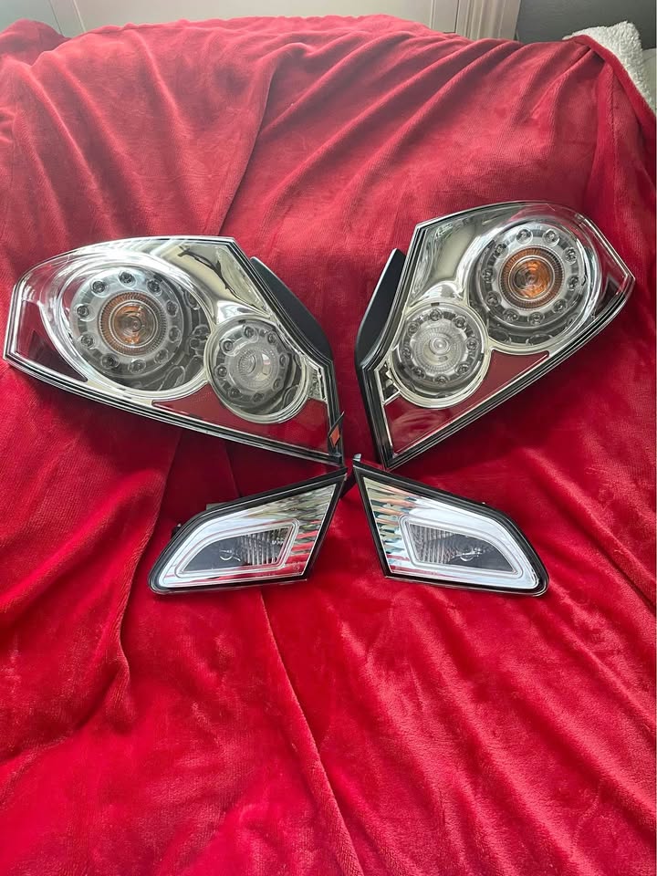 G35/37 clear taillights