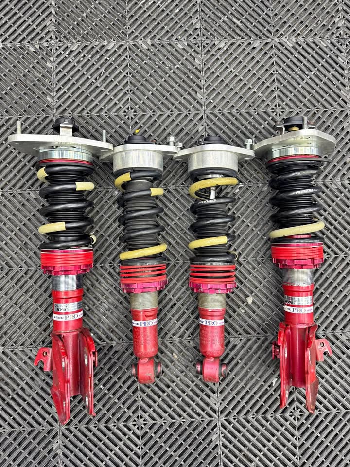 tanabe PRO210 Coilovers Suspension Kit Subaru WRX STI 2008 - 2014
