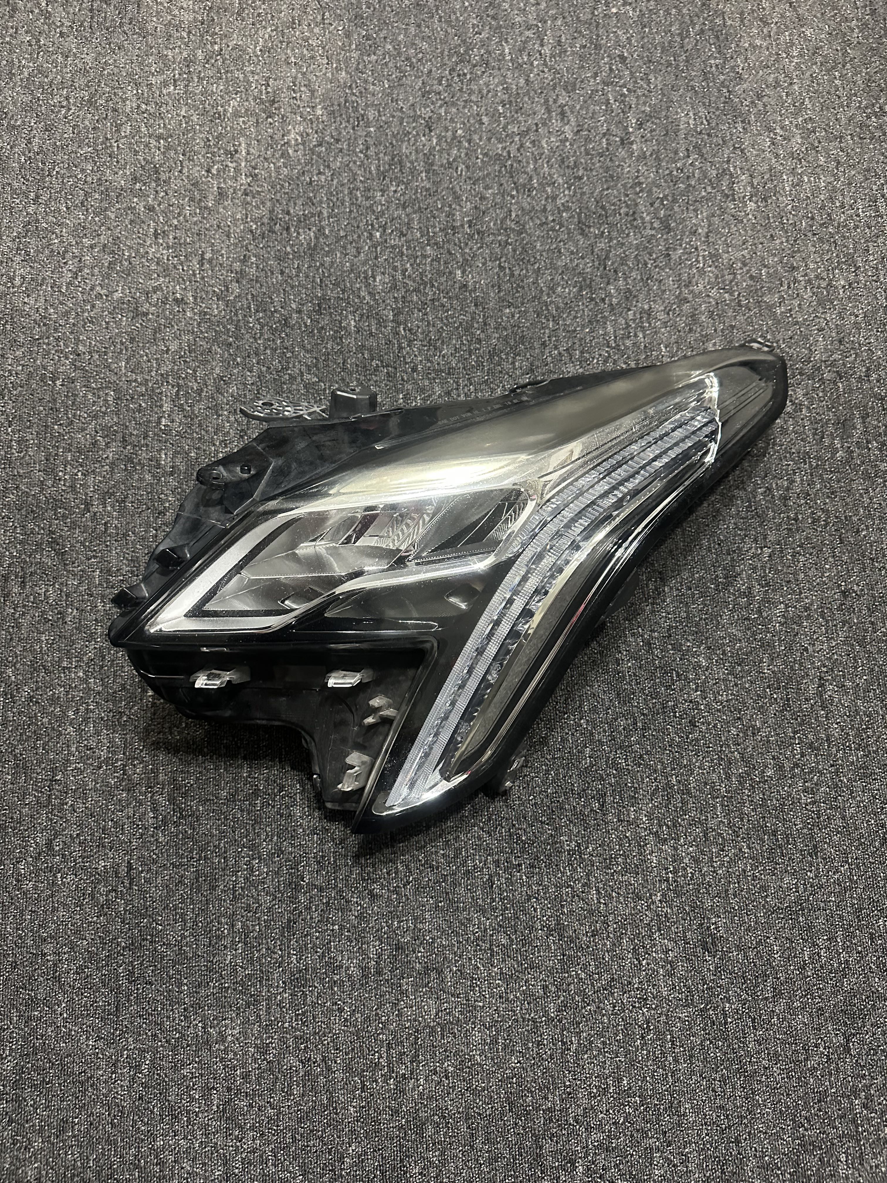 OEM 2018 To 2019 Cadillac XTS Left LED Headlight