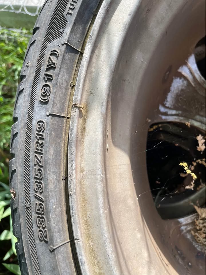 Set of 4 car tires