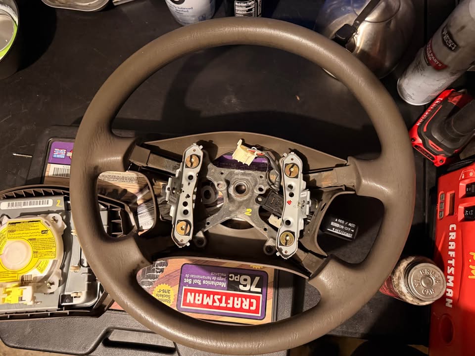 Toyota steering wheel, Corolla, Camery, 4Runner, Tacoma
