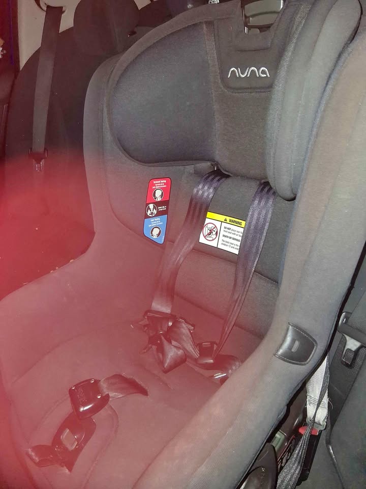 Nuna RAVA Caviar Charcoal Convertible Car Seat