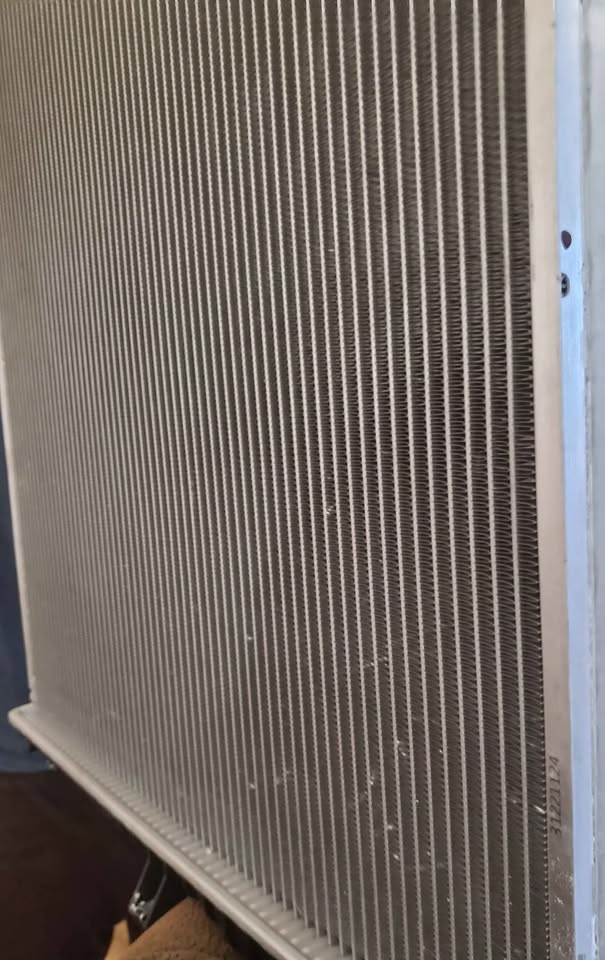 OPENED ITEM / RETURNED: Cooling Radiator Part# 2372 RAD 06-11 Explorer
