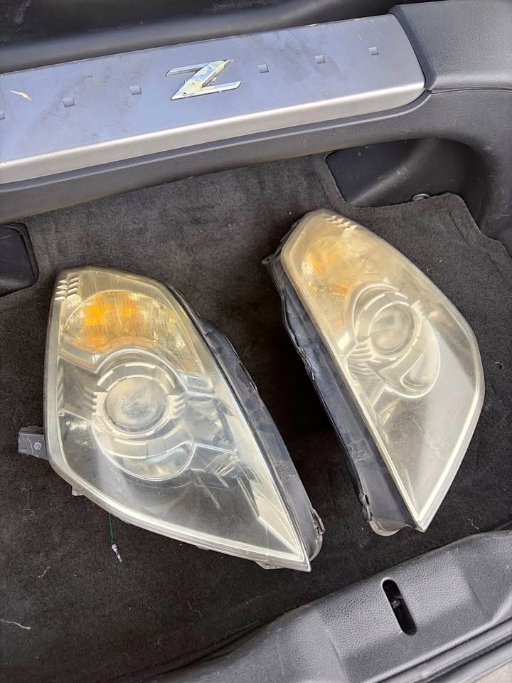 350z HR HEADLIGHTS