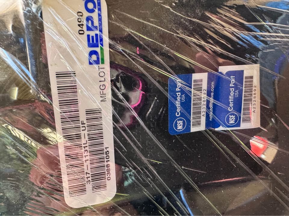 Honda accord head Light drivers side