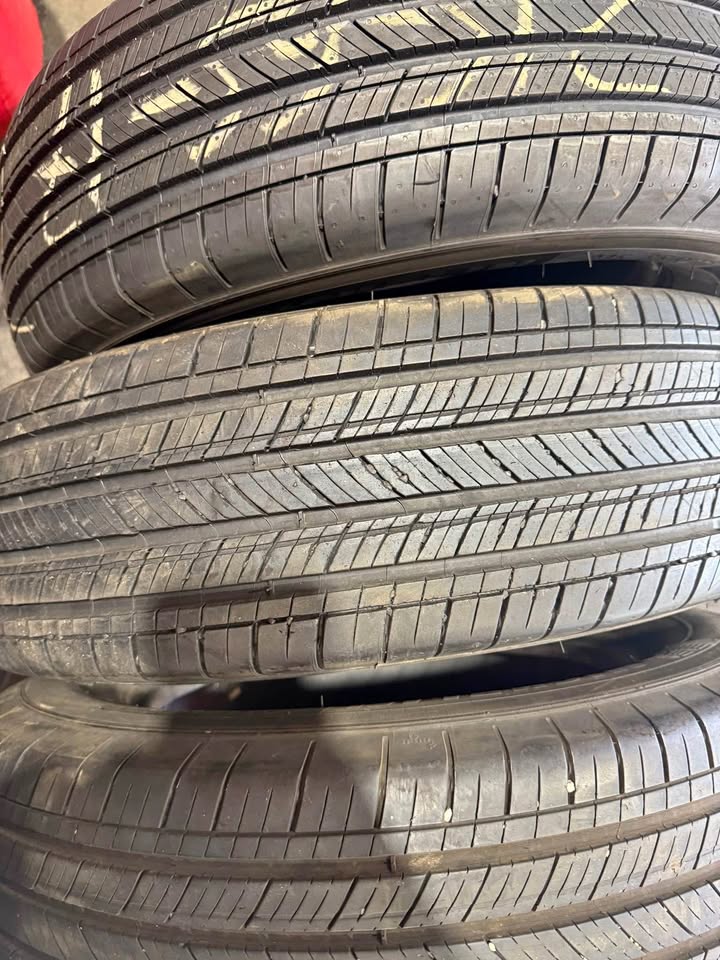 215-65-17 Michelin Tires
