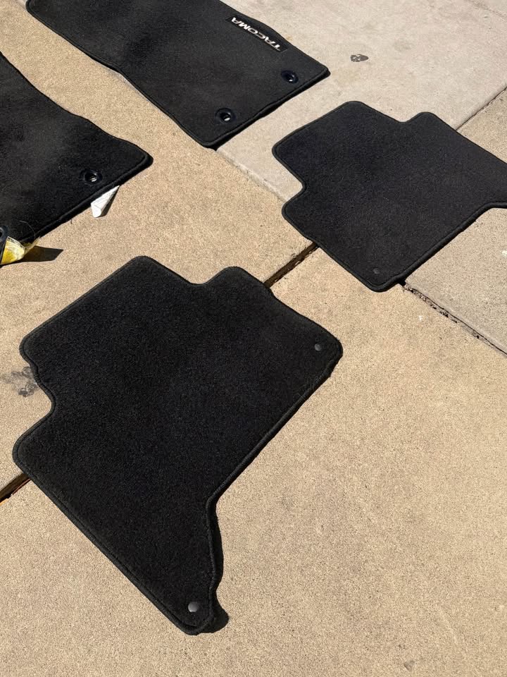 Tacoma floor mats