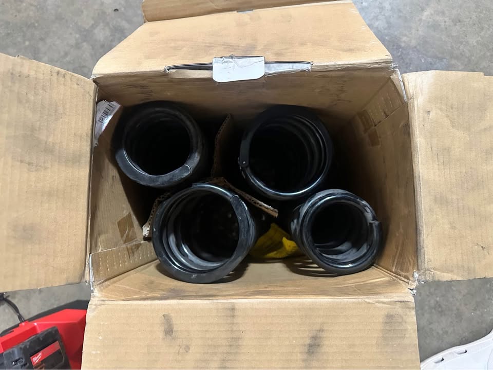 RS-R Lowering Springs Lexus IS200t / IS<50 / IS300 / IS350 RWD (2014-2020) Down Sus - T195D