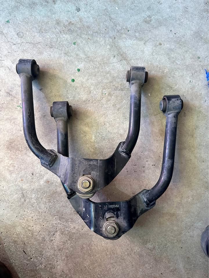 350z SPC adjustable front upper control arms