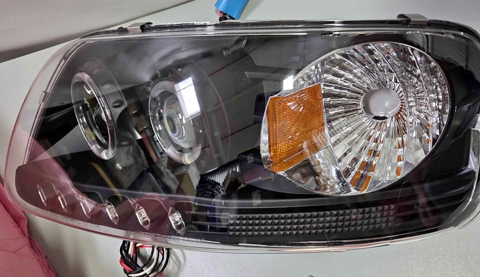 Spyder Auto 5010261 LED Halo Projector Headlights Black/Clear for Ford F150
