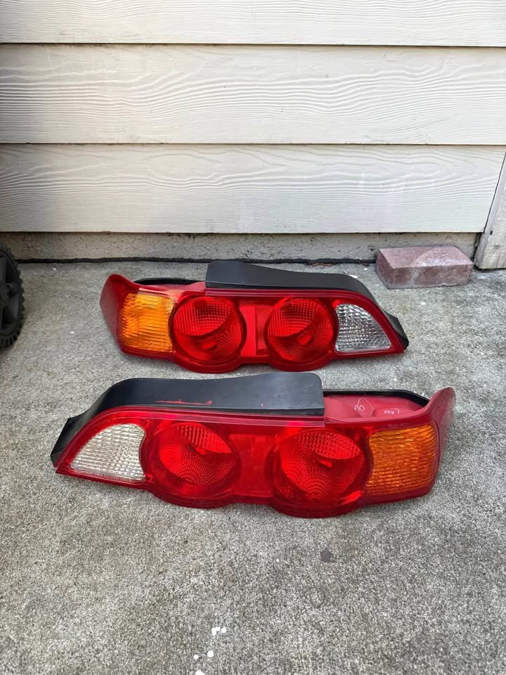 02-04 Acura RSX Type-S Taillights