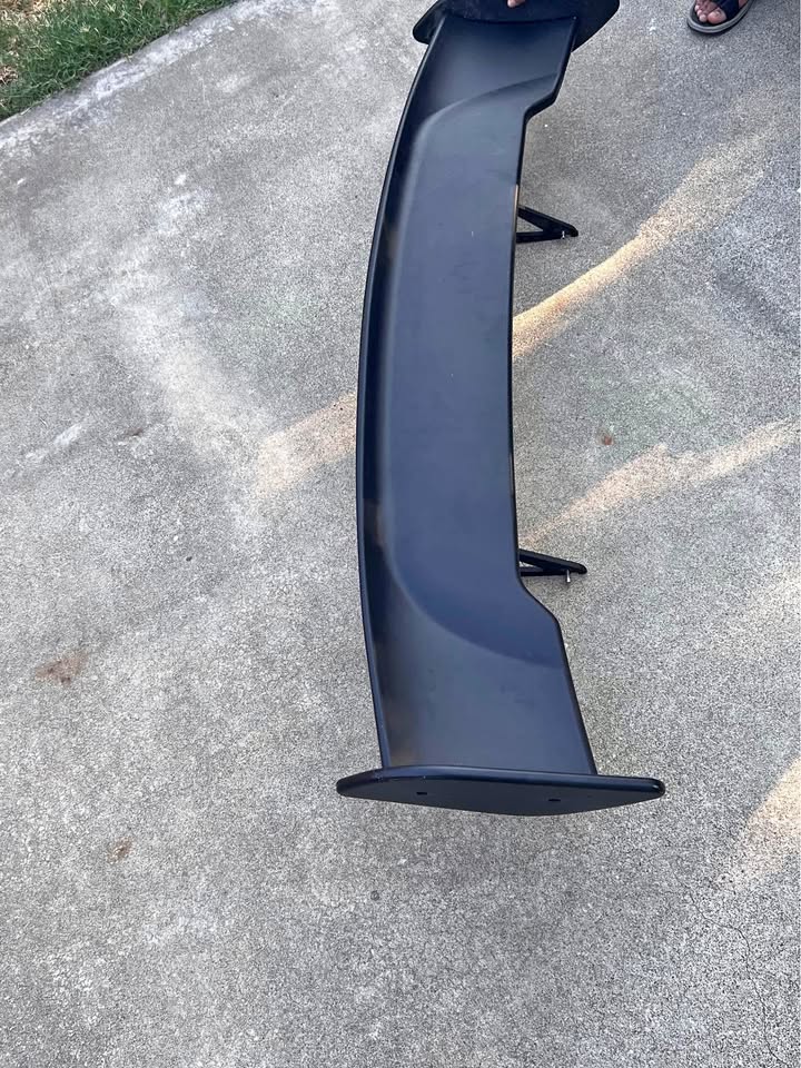 Spoiler for car not free