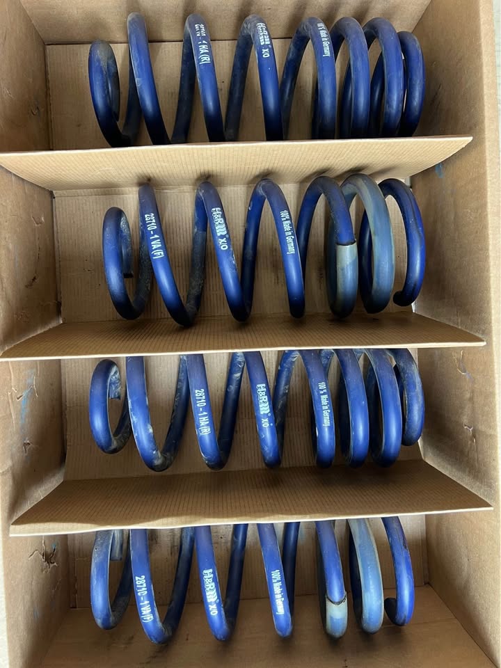 AUDI LOWERING SPRINGS